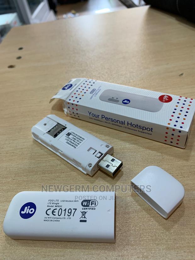 Jio 4G Modem With Wifi Hotspot UNIVERSAL · Photo 5