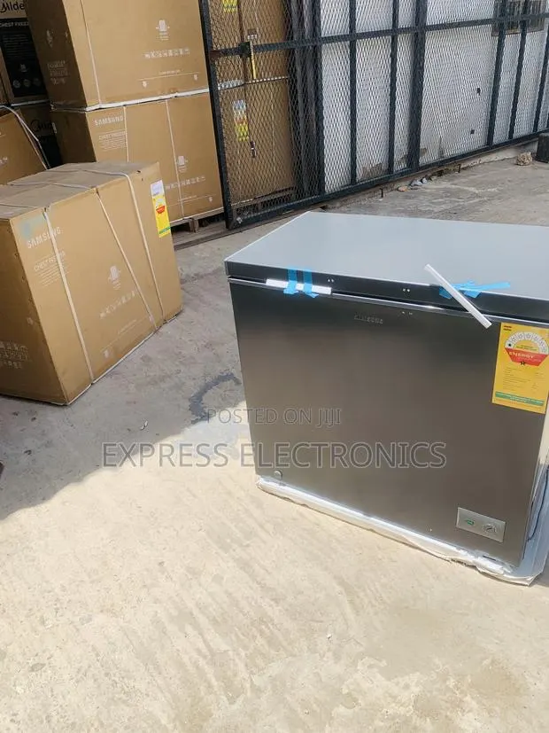 Spectacular Performance Chest Freezer 198l Samsung · Photo 1