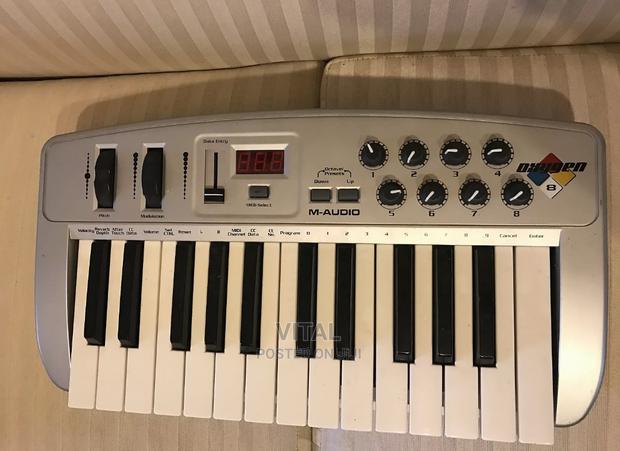 Studio Keyboard M-Audio Midiman Oxygen 8 · Photo 5