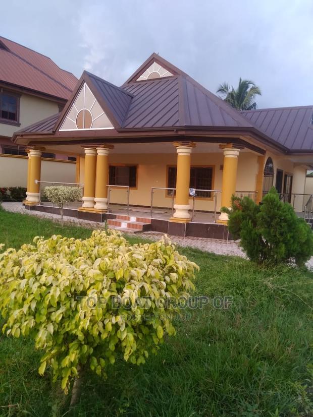 Furnished 8bdrm Apartment in Top Boat Estate, Kumasi Metropolitan · Photo 3