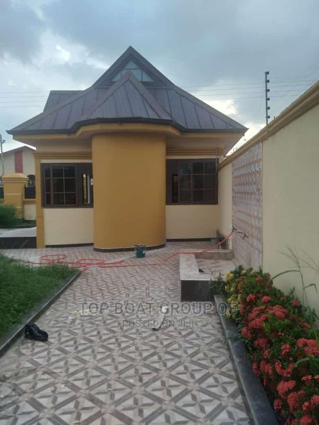 Furnished 8bdrm Apartment in Top Boat Estate, Kumasi Metropolitan · Photo 4