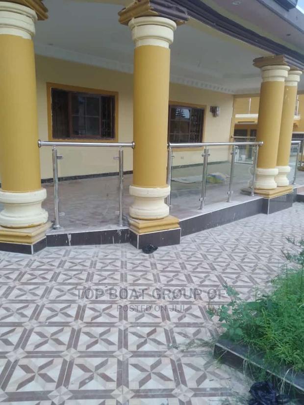 Furnished 8bdrm Apartment in Top Boat Estate, Kumasi Metropolitan · Photo 8