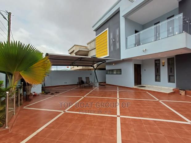 Furnished 5bdrm Mansion in Top Boat Estate, Kumasi Metropolitan · Photo 3