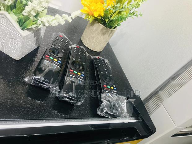 Fresh in Box Lg Smart Remote Mr22gn 2022 · Photo 1