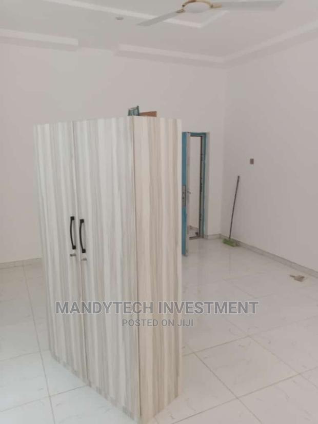 Furnished 4bdrm Mansion in School Junction for sale · Photo 4