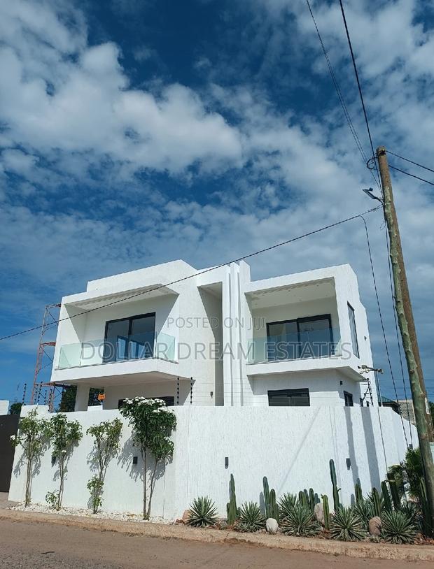 4bdrm House in East Legon for sale · Photo 6