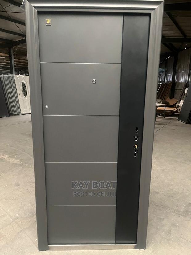 Available Door · Photo 1