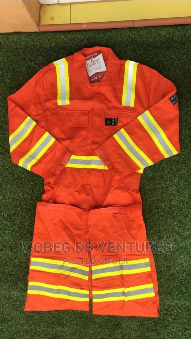 Fire Retardant Coverall · Photo 1