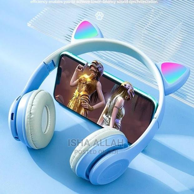 Cat Ear Wireless Headphones · Photo 2