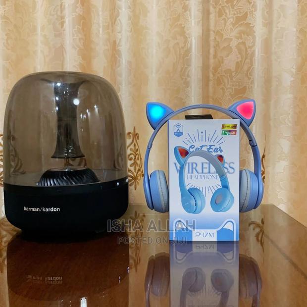 Cat Ear Wireless Headphones · Photo 4
