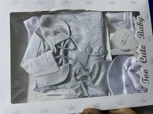 Baby Christening Dress · Photo 1