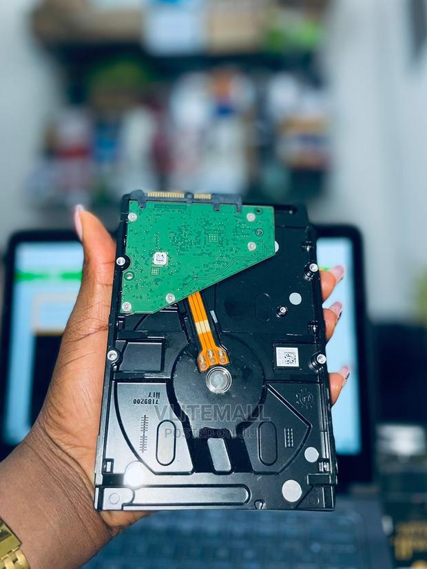 Wd 6tb Hard Disk Drive · Photo 1