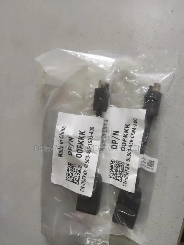 Mini Dp to Dp Adapter Cable · Photo 1