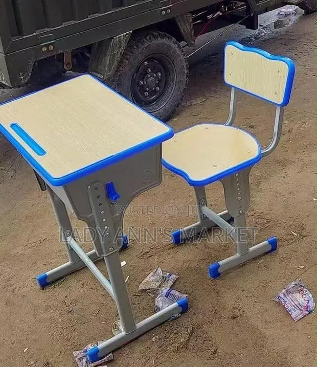 Desk and Chair · Photo 1