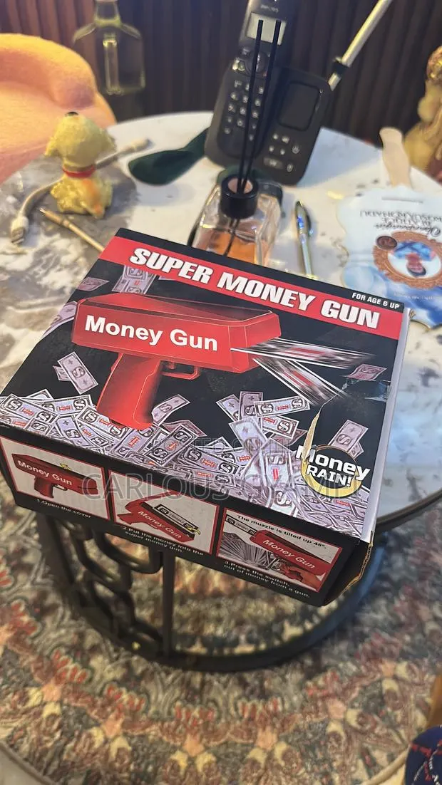 Super Money Gun · Photo 1