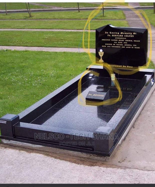 Tombstones · Photo 5