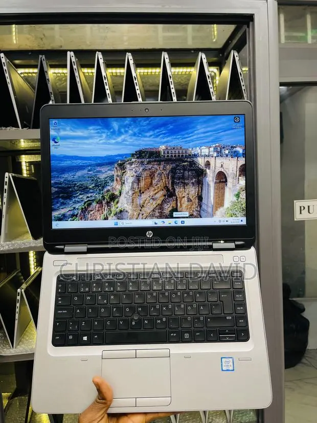 Laptop HP ProBook 640 G2 8GB Intel Core i5 SSD 256GB · Photo 1