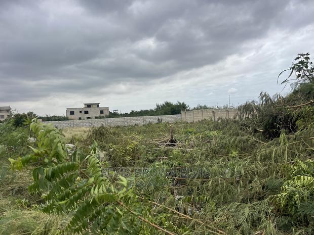 Buy a Plot of Land or Swap Your Car With the Land · Photo 2
