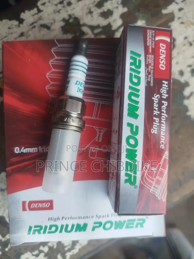 Toyota Camry Spider 2015 Spark Plugs Original · Photo 1