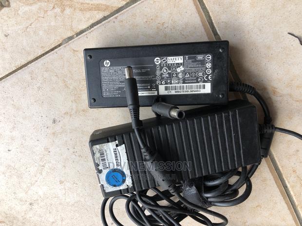 Hp Big Pin 120w U K Used Laptop Chargers , 120w · Photo 1