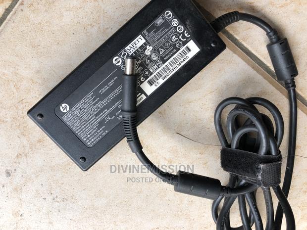 Hp Big Pin 120w U K Used Laptop Chargers , 120w · Photo 3