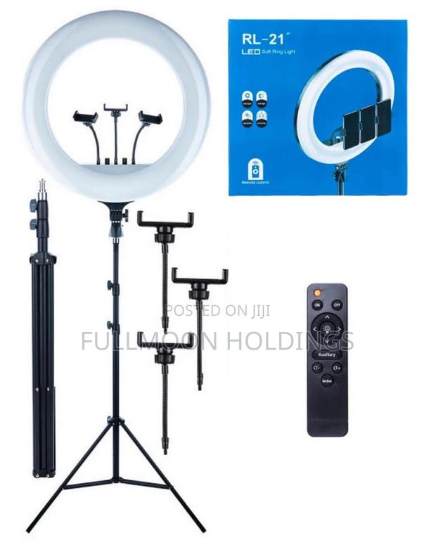 21” Inches Ringlight With Stand, Remote and Carrying Bag · Photo 1