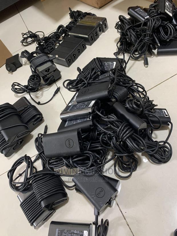 Dell Type C Charger UK Used. 65w 5v,9v,12v,20v · Photo 2