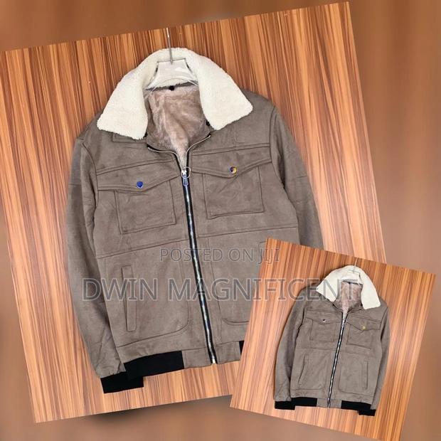 Borg Collar Jacket · Photo 2