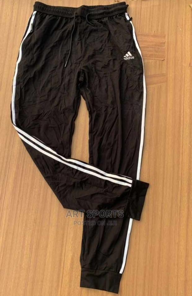 Adidas Joggers · Photo 1