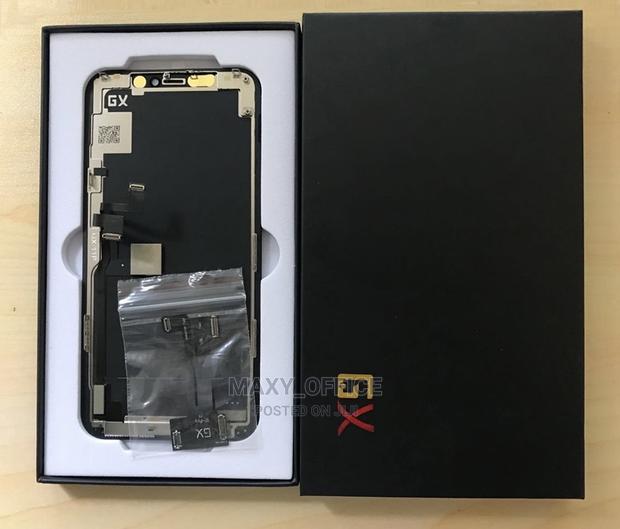 iPhone Xs Max Oled Screen Plus Free Fixing · Photo 2