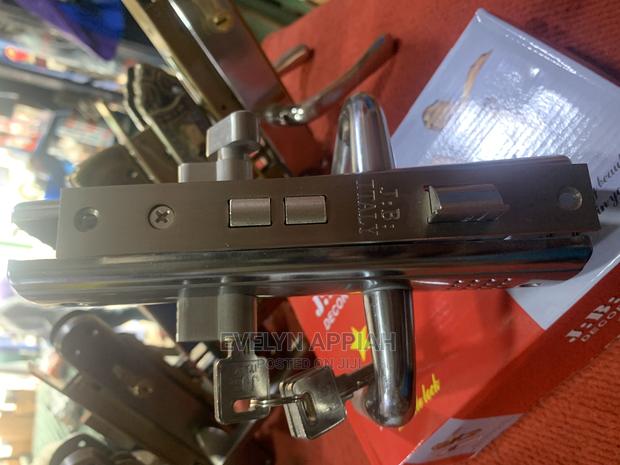 JB Toilet Lock · Photo 3