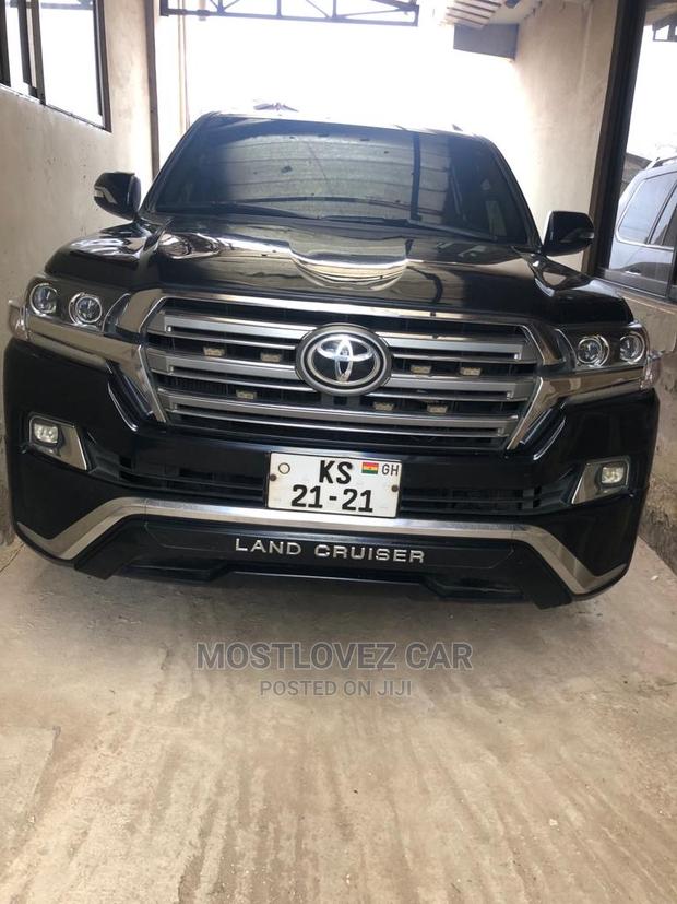 Rent a Car- V8 for Rent in Ghana- Car Rentals in Ghana · Photo 1