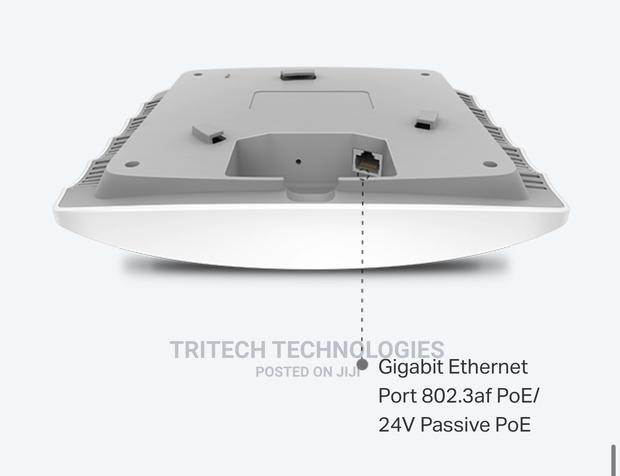 TP-Link Ac1350 Wireless Gigabit Ceiling Mount Access Point · Photo 4
