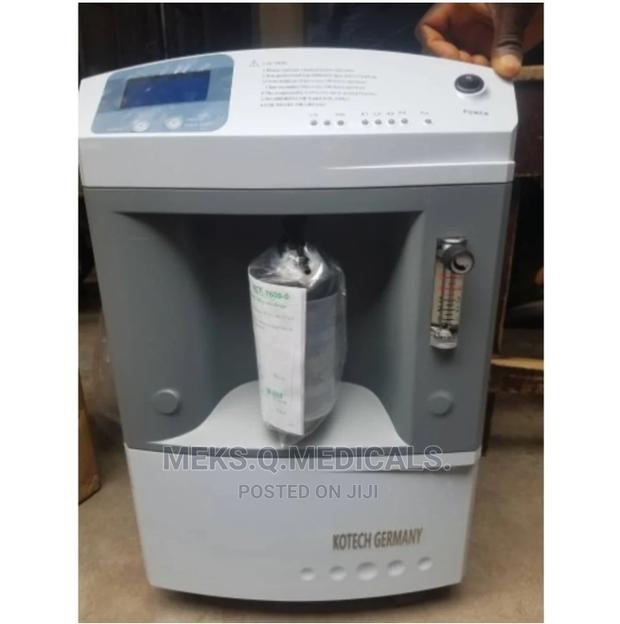 Oxygen Concentrator 5ltrs · Photo 3