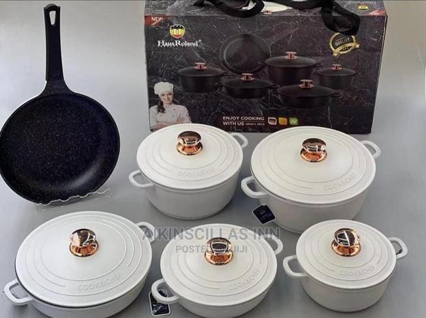 Cast Iron 11pcs Cookware · Photo 2