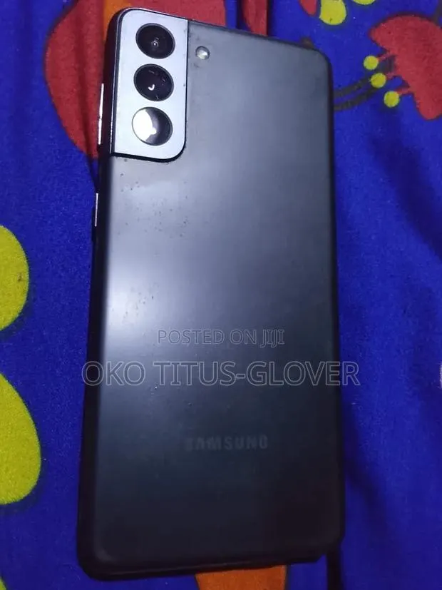 Samsung Galaxy S21 5G 128 GB Gray · Photo 1