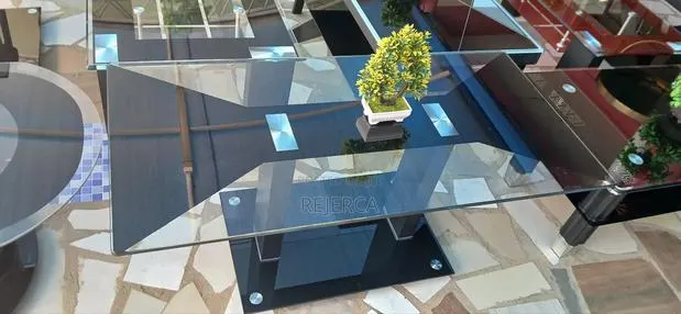 Center Table · Photo 1