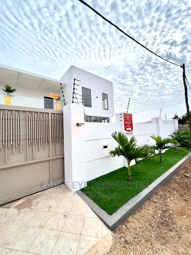 4bdrm House in East Legon for sale · Photo 2