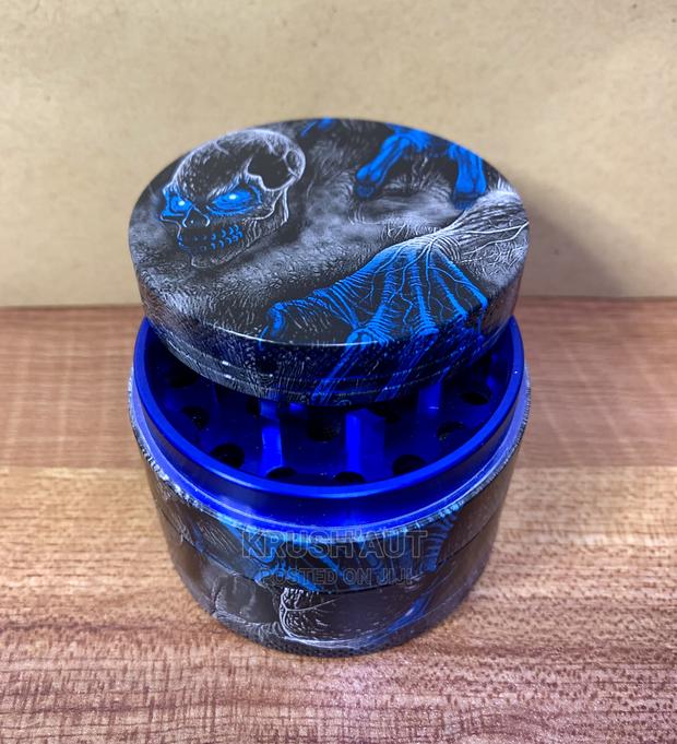 63mm 4 - Piece Viper Premium Grinders · Photo 1