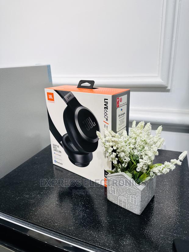 Crisper Quality JBL Live 660 Headphones · Photo 1