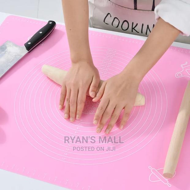 Silicone Dough Mat · Photo 3