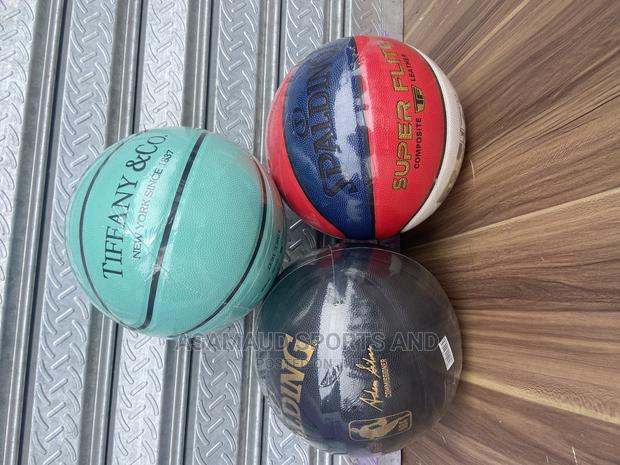 Original Spalding Basketball at Cool Price · Photo 1