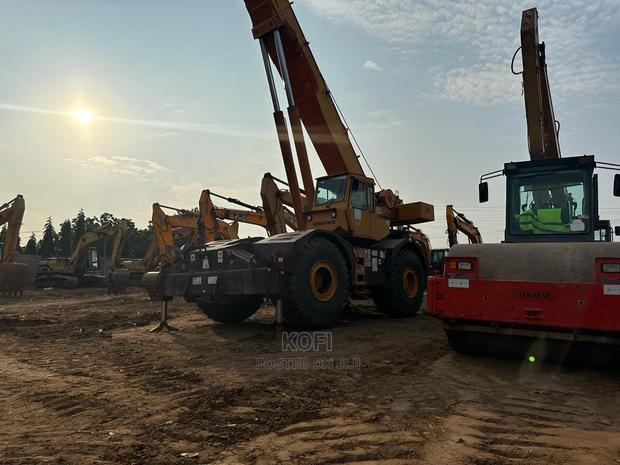 50 Ton Grove Rt750 Rough Terrain Crane · Photo 3
