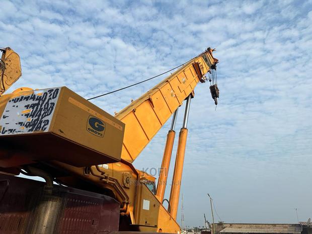 50 Ton Grove Rt750 Rough Terrain Crane · Photo 6