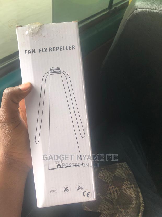 Fan Fly Repeller - Table Top · Photo 1