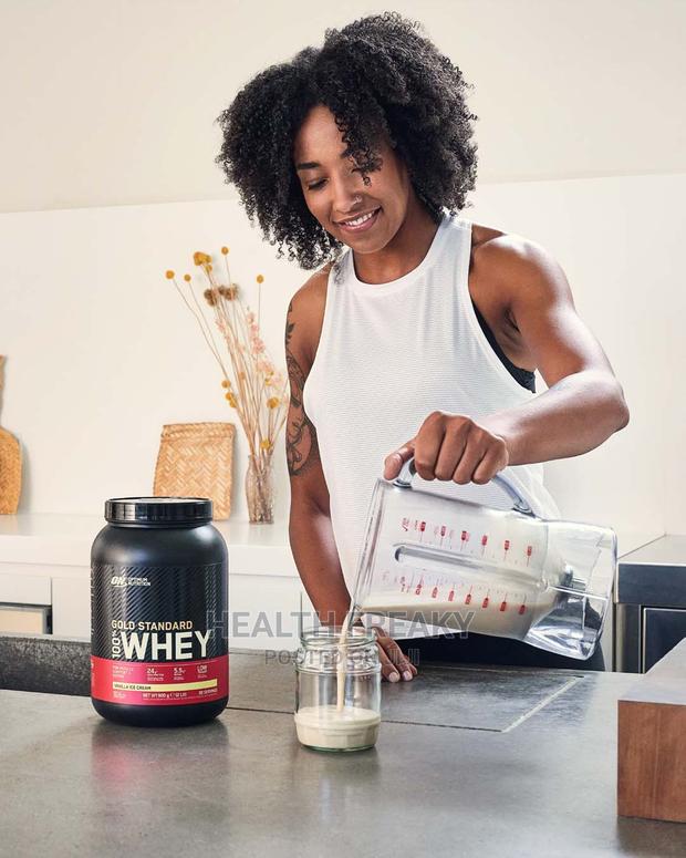 Whey Protein Isolate Gold Standard 100% Whey 2lb · Photo 1