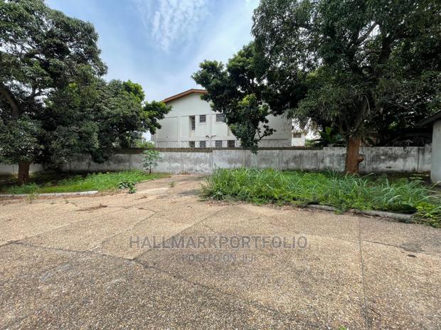 1 Acre of Titled Land for Sale at Cantonment · Photo 2