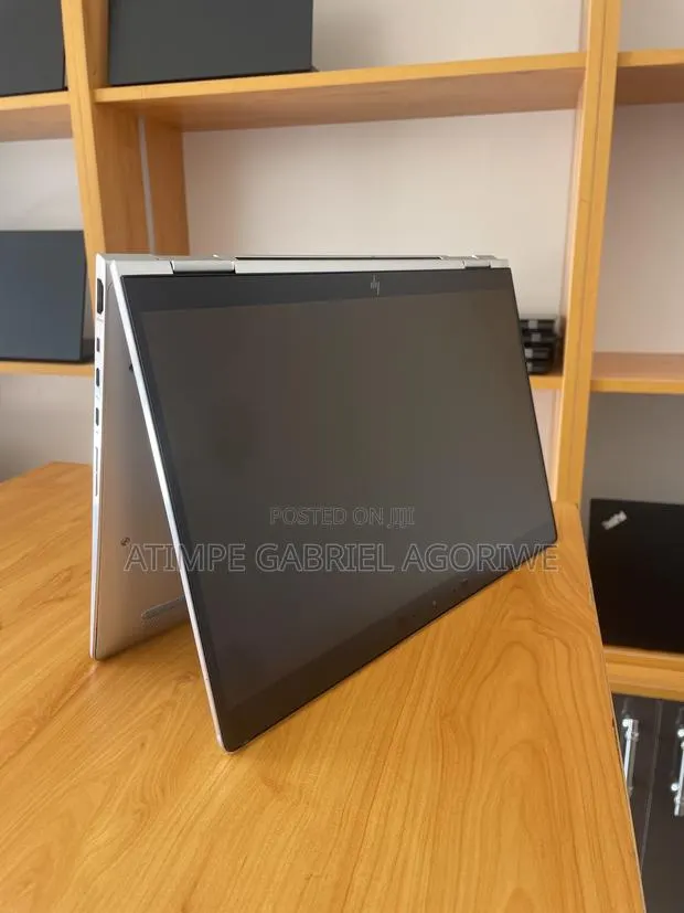 Laptop HP EliteBook x360 1030 G4 8GB Intel Core i5 SSD 256GB · Photo 1