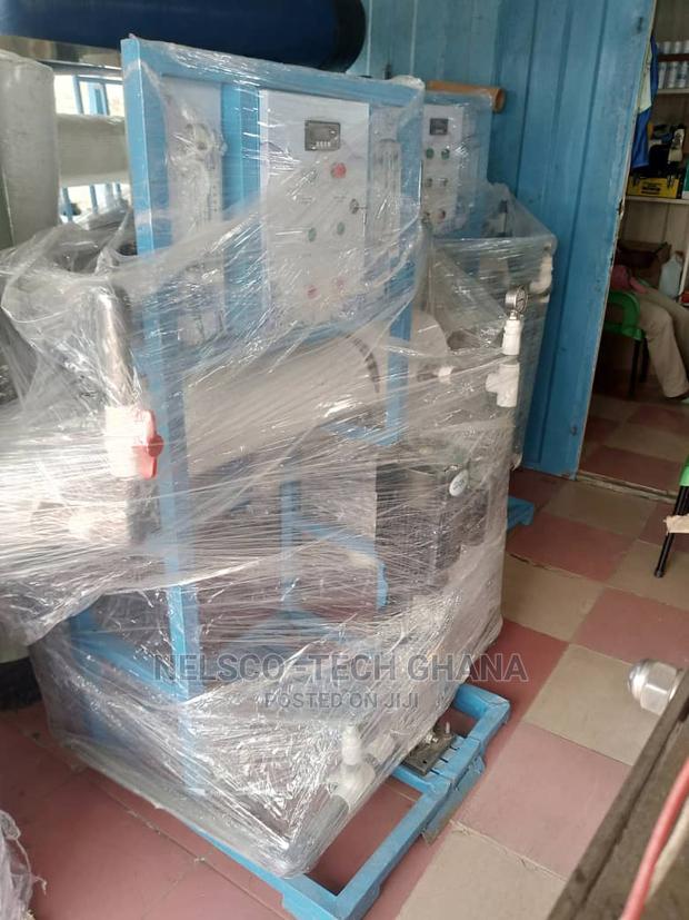 Use Reverse Osmosis Machine · Photo 7