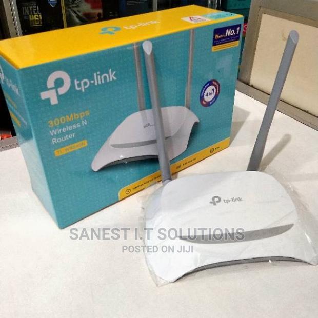 Tp-Link Wireless Router · Photo 1